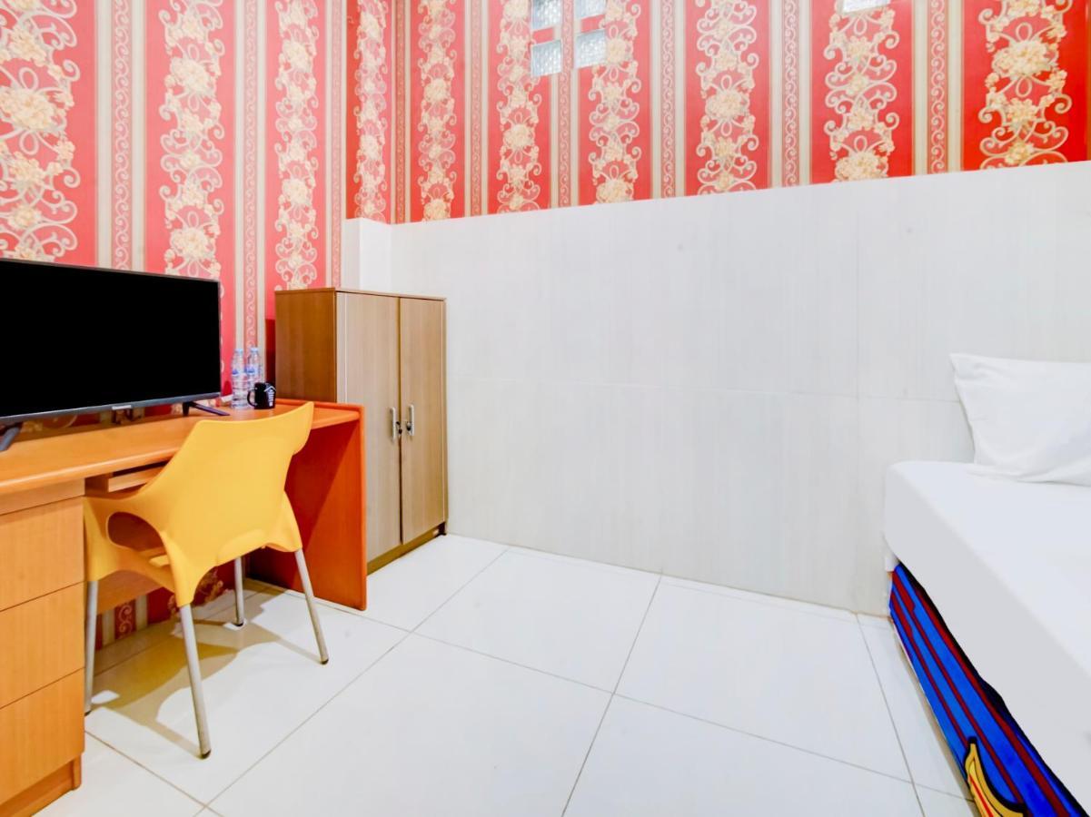 Oyo Life 3103 Opo Homestay & Kost Μαλάνγκ Εξωτερικό φωτογραφία