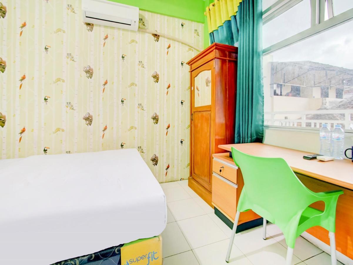 Oyo Life 3103 Opo Homestay & Kost Μαλάνγκ Εξωτερικό φωτογραφία